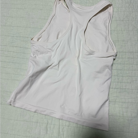 Women's Racerback workout top - Picture 2 of 2